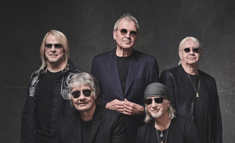 Koncert DEEP PURPLE przełożony. Jako support – inna rockowa legenda